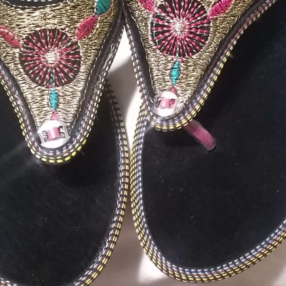 Sandals - Picture 3 of 14